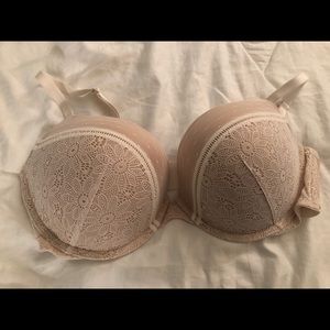 Victoria’s Secret Very Sexy Push Up Bra